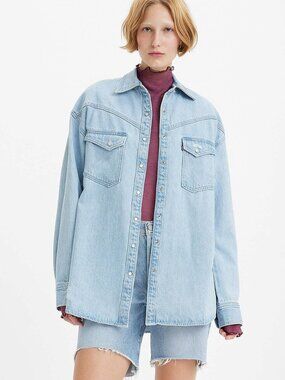 Levi’s Dorsey Western Denim Jean Shirt Pearl Snap Oversized Light Wash Women's M
